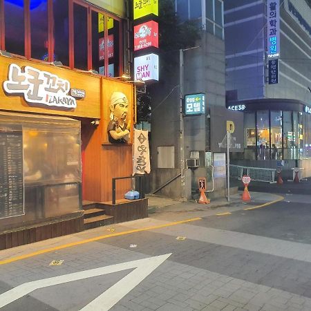 Egg Motel Busan Exterior photo